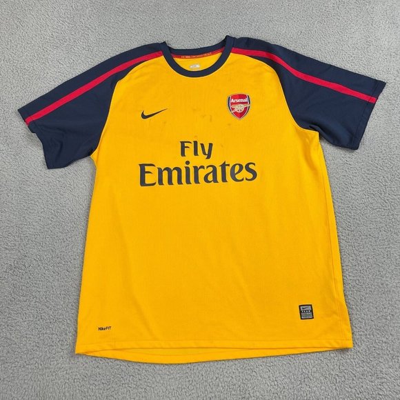 fly emirates shirt nike